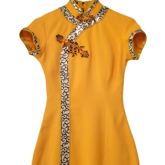 Golden Brocade Mandarin Qipao Dress – Elegant Cheongsam style Formal Wear - Picture 3 of 12